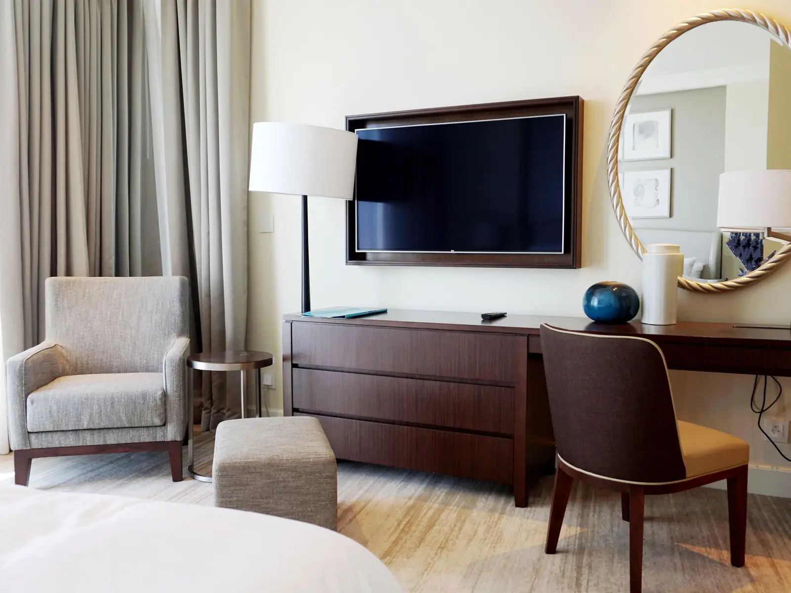 The Limestone Country Room